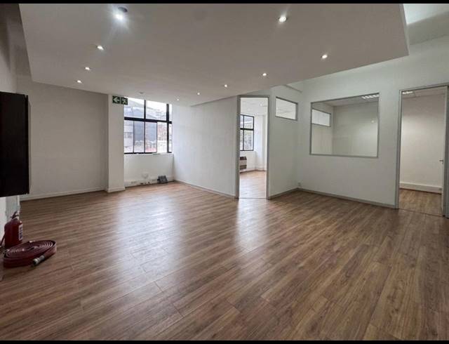 347M² BUILDING TO LET IN CAPE TOWN CITY CENTRE